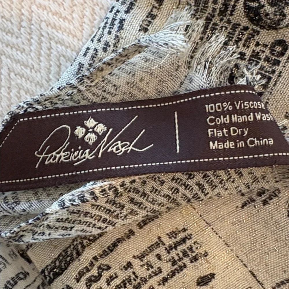 Vintage Newspaper Print Scarf - Picture 2 of 8